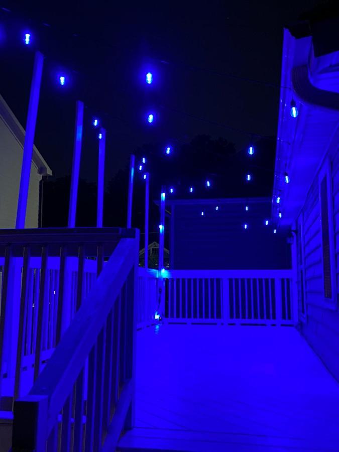 Modern 3-Bedroom, Big Fence Yard, Pets Stay Free دورهام المظهر الخارجي الصورة